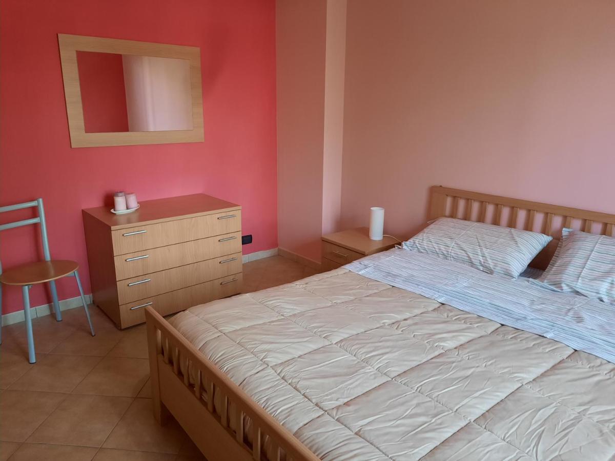 Appartamento Casa Di Luca Marco Simone Esterno foto